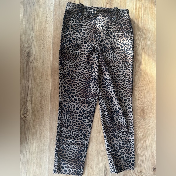 CLEO PETITES Low Impact Butt Lift Ankle Pants - Picture 3 of 4